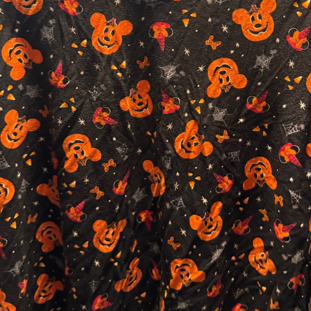 Disneyland Resort Halloween tee